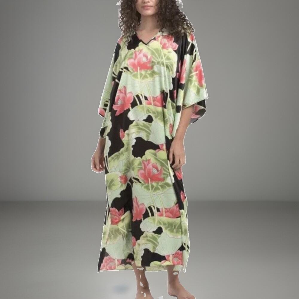 NEW!N Natori Satiny Soft Floral💐Caftan /Great Gift ! / FREE SLIPPER SOCKS/SMALL